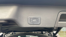 Land Rover Range Rover Evoque 2.0 D200 R-Dynamic SE 5dr Auto Diesel Hatchback